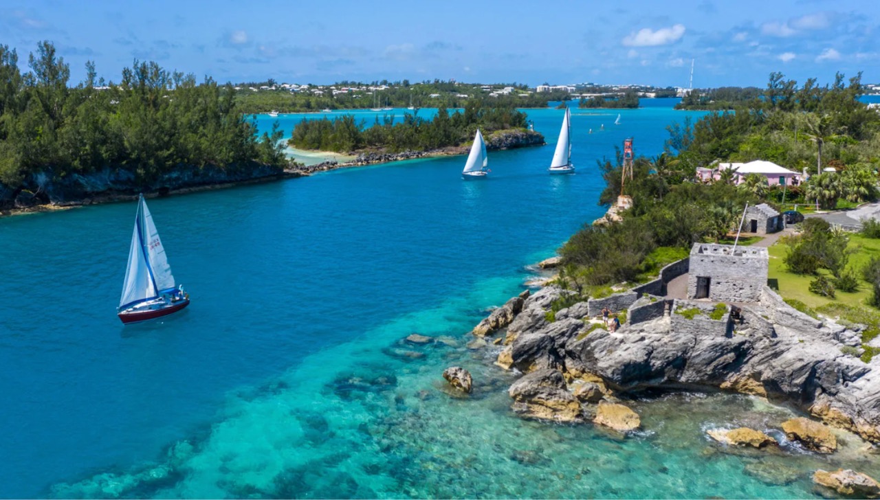 BERMUDA TOURISM AUTHORITY Hills Balfour